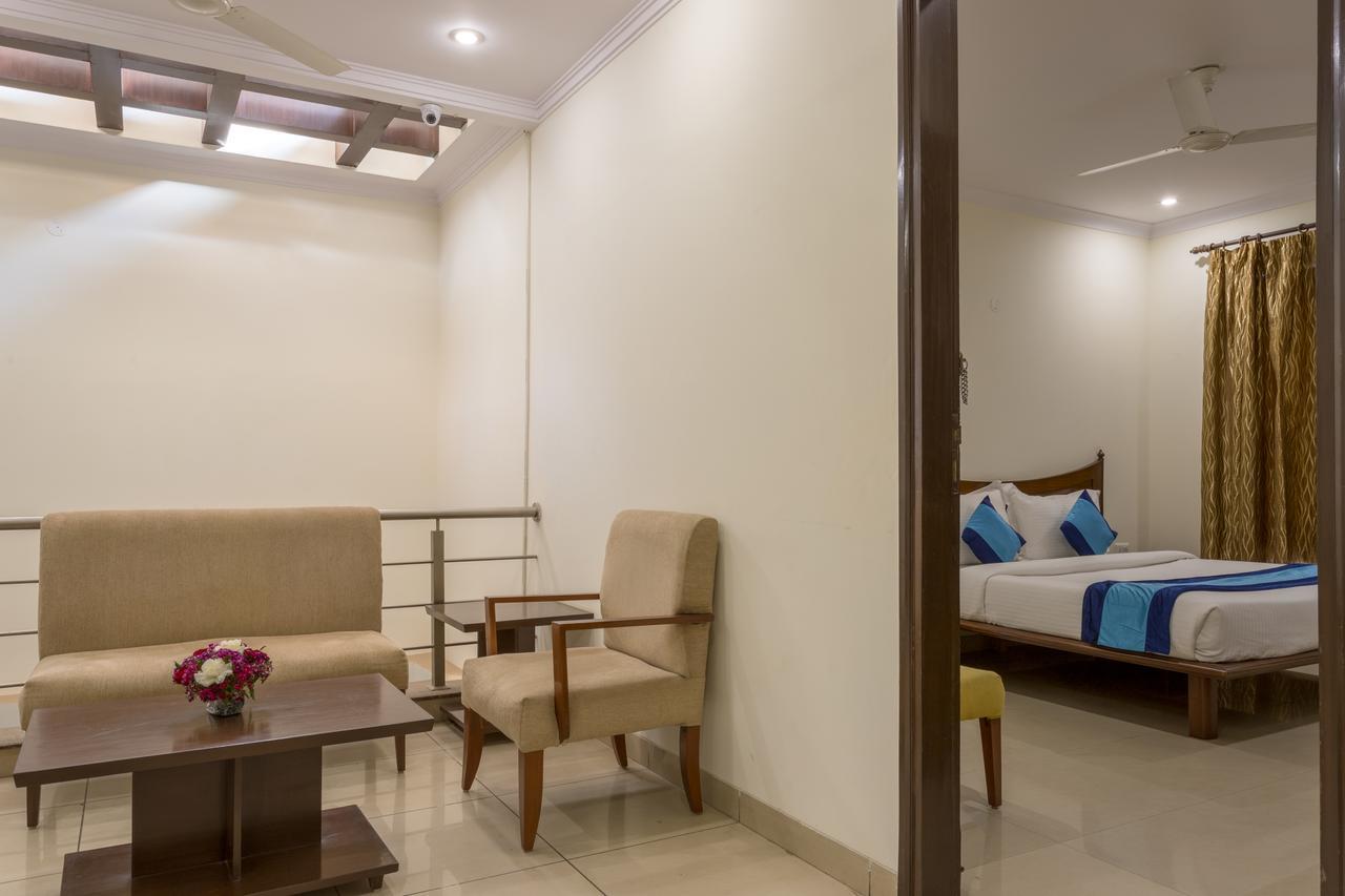 Mint Ambience Hotel 3*