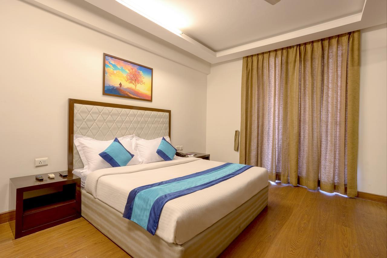 Mint Moulsari 3*