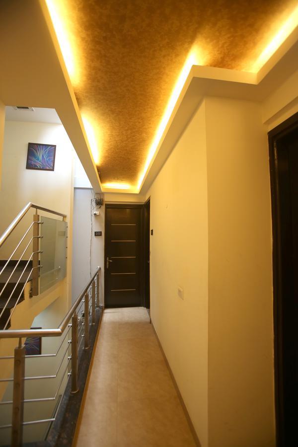 Mint Moulsari 3*