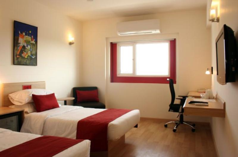 Red Fox By Lemon Tree Hotels, Sector 60, Gurugram