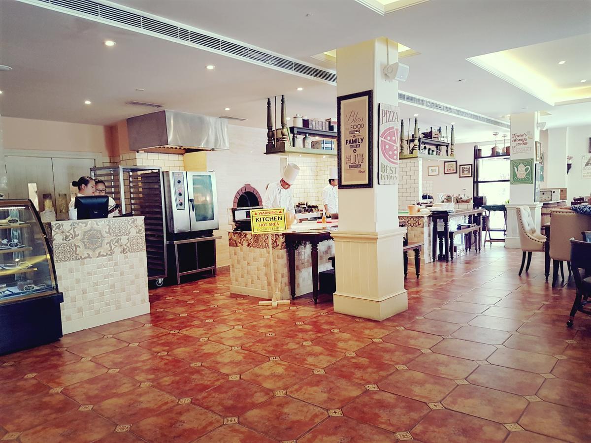 Resort The Palms Town & Country Club -