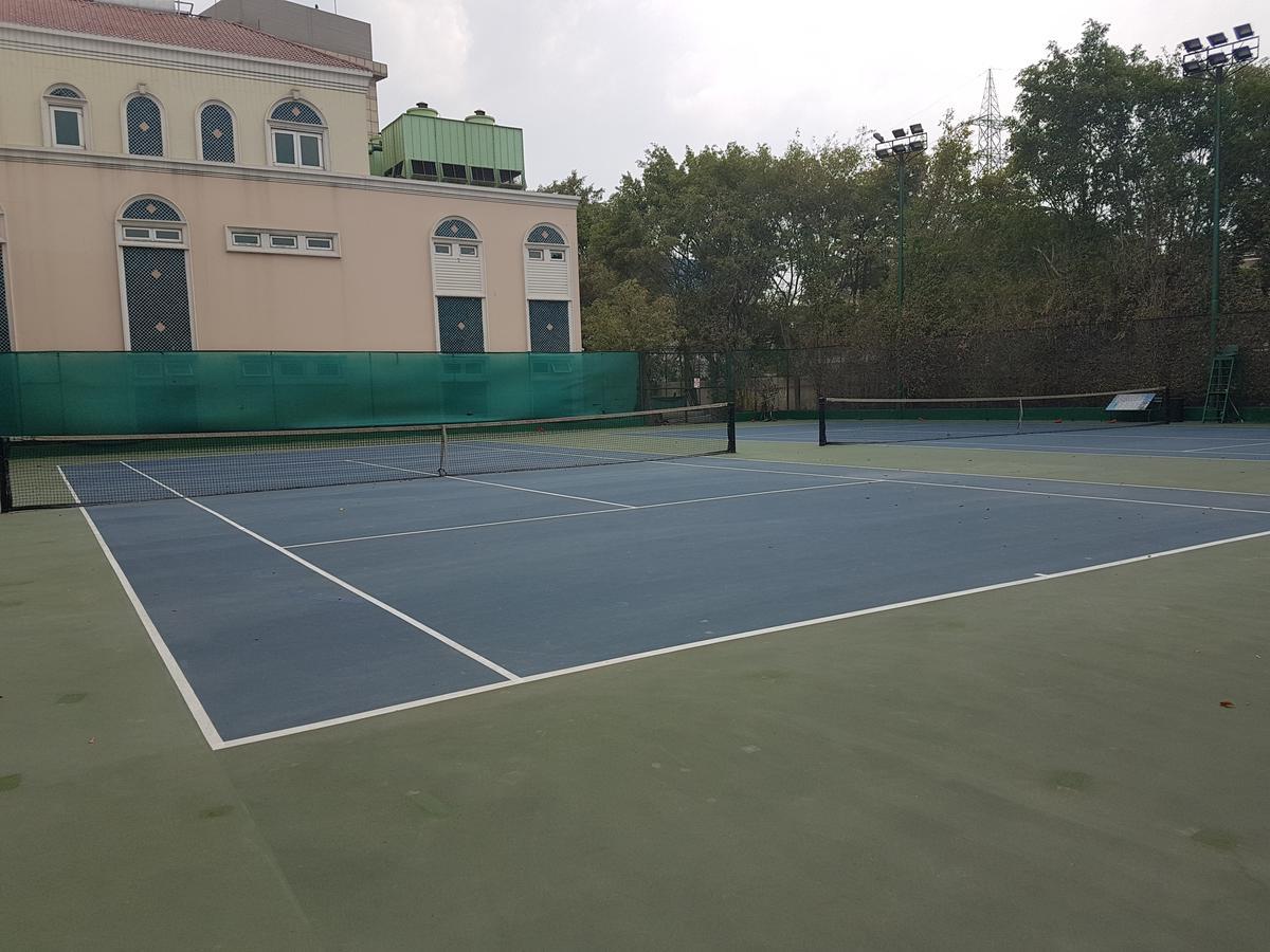 The Palms Town & Country Club - 5* Gurgaon