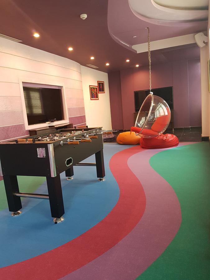 The Palms Town & Country Club - Gurgaon