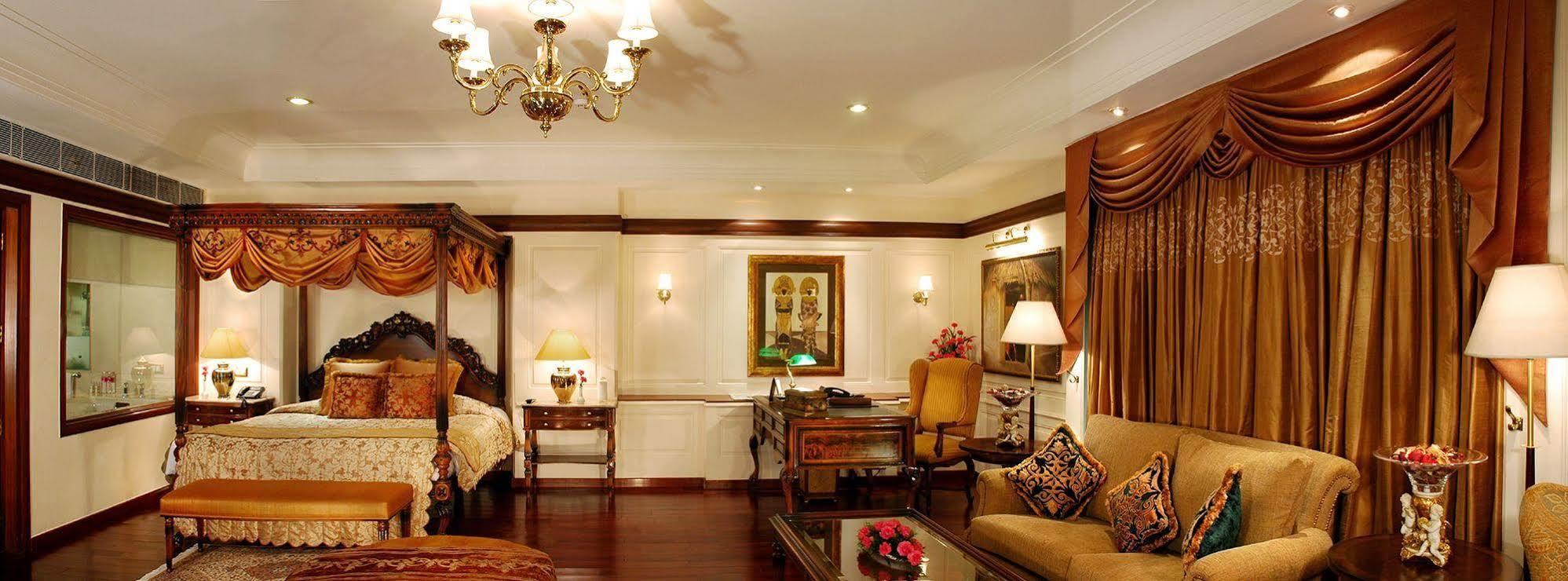 The Palms Town & Country Club - Resort 5*
