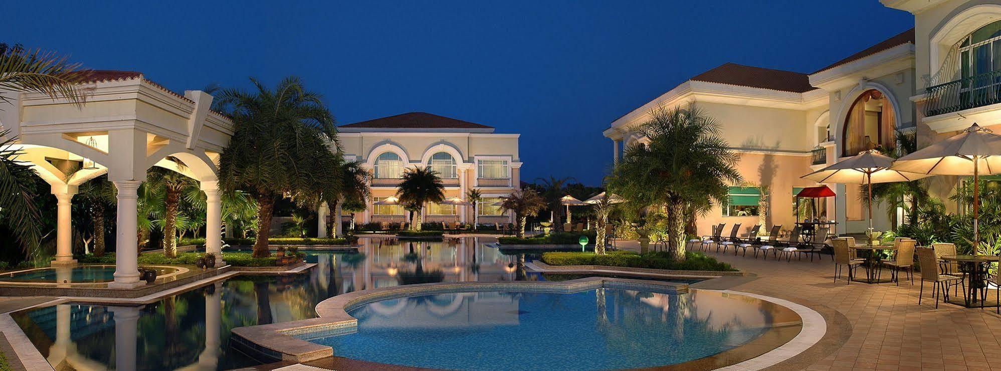 The Palms Town & Country Club - Resort 5*