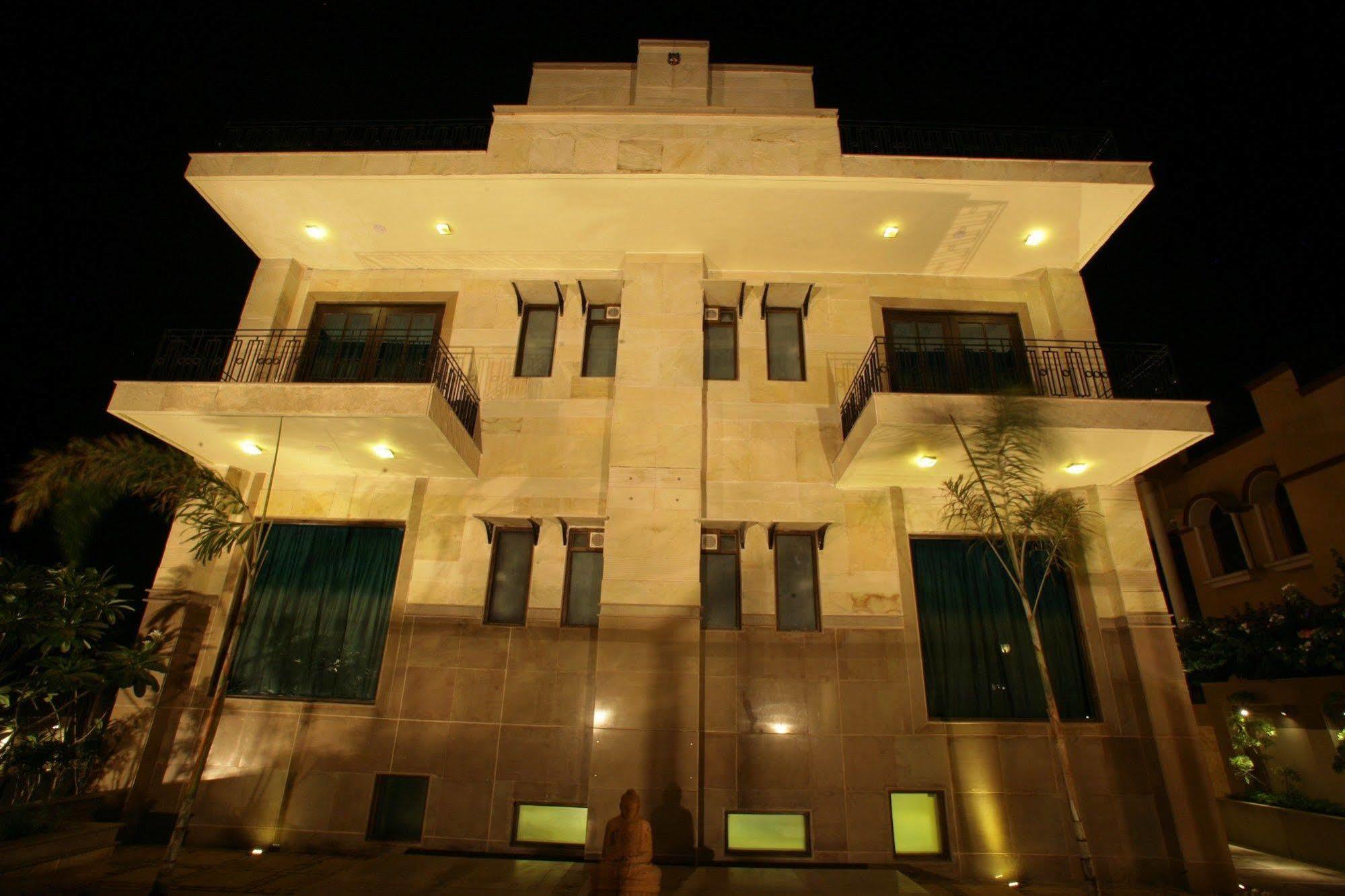 ​justa Gurgaon