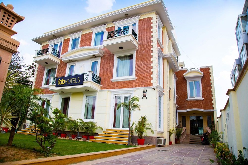 Collection O Sakshi 3* Gurgaon