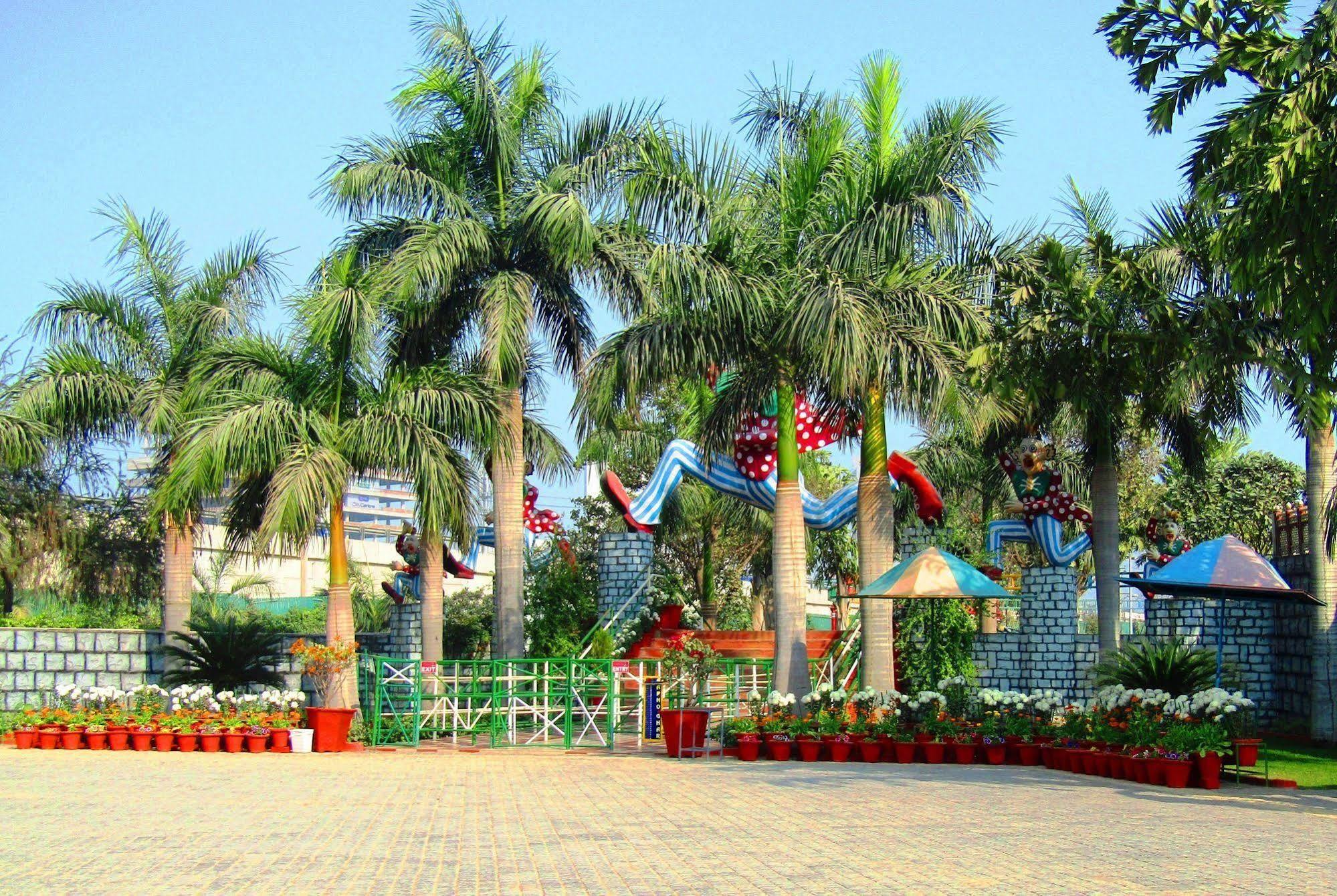 Aapno Ghar & Amusement Park Resort Gurgaon