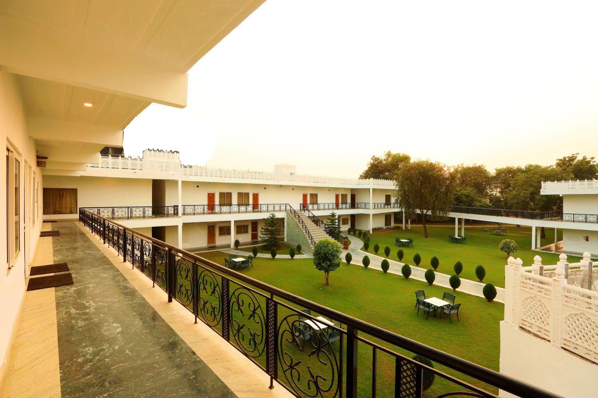 Aapno Ghar & Amusement Park Gurgaon