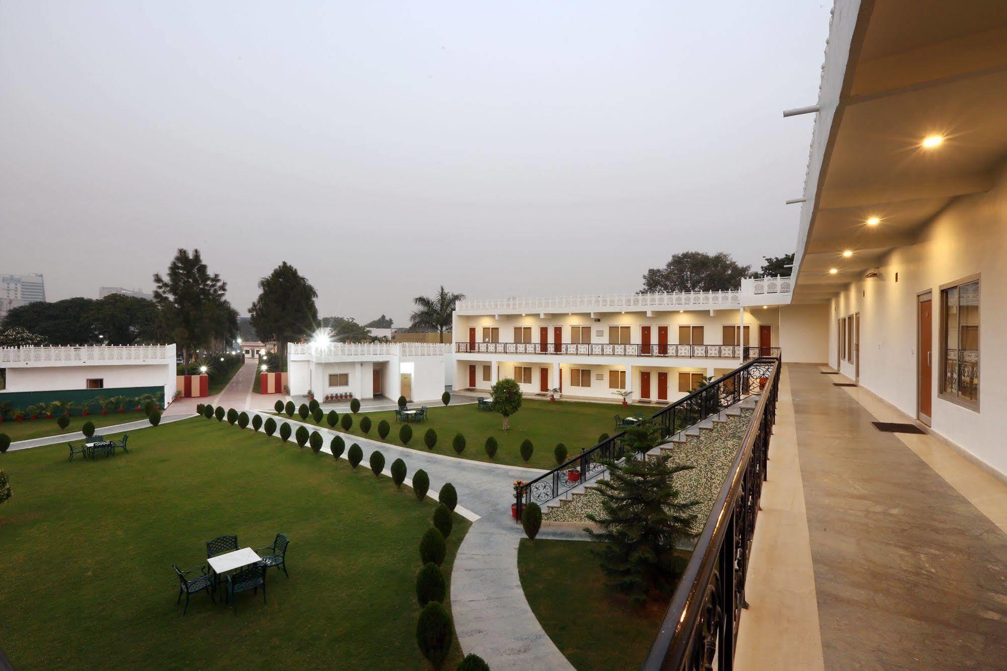Aapno Ghar & Amusement Park 3* Gurgaon