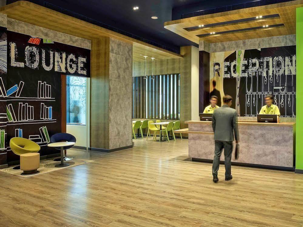 Express Gurugram Sector 50 By Ihg Hotel 4*