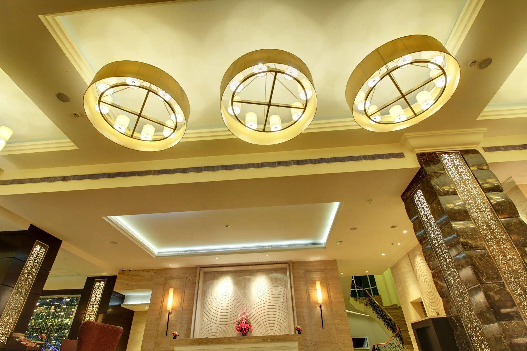 The Pllazio 5* Gurgaon