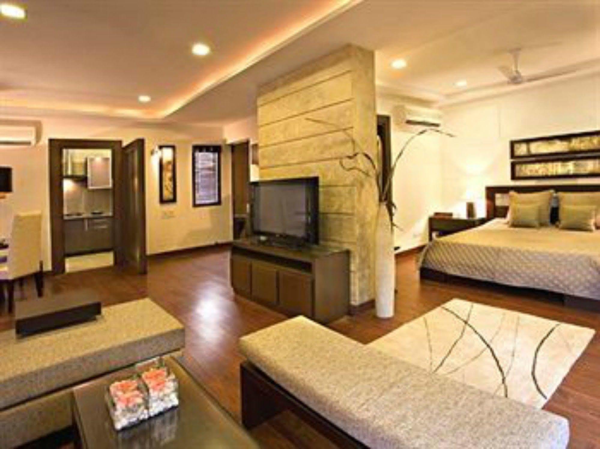 Resort Lemon Tree Hotel, Tarudhan Valley, Manesar 4*