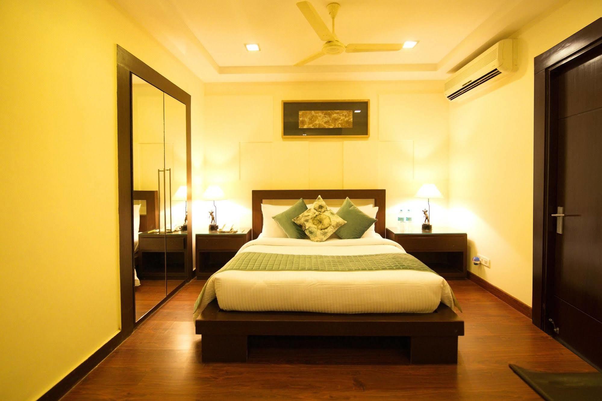 Resort Lemon Tree Hotel, Tarudhan Valley, Manesar Gurgaon