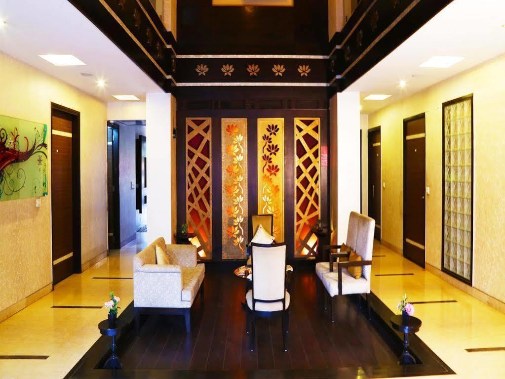 Hotel Oyo 386 Lotus Panache 3*