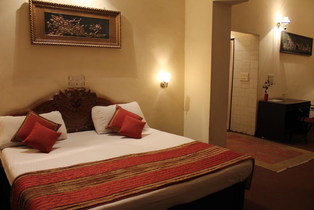Hotel Doves 2*