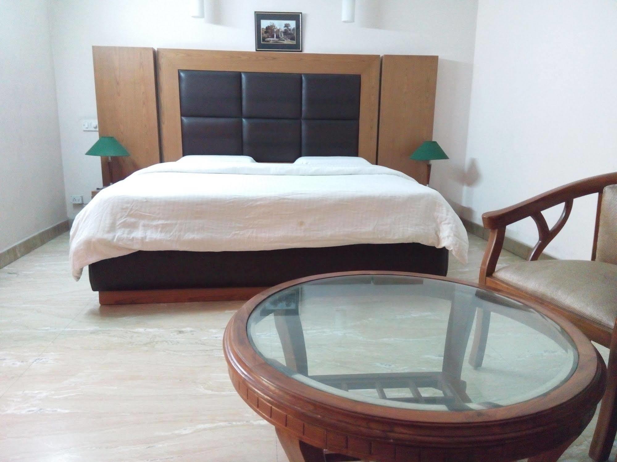 Queens Residency Gurgaon