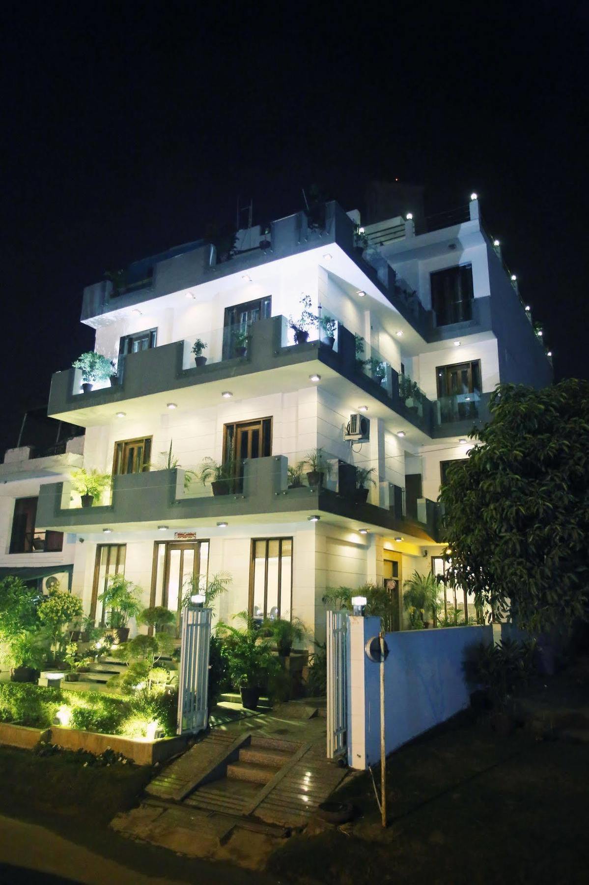 Hotel Premier - Golf Course Road ,gurgaon Gurgaon