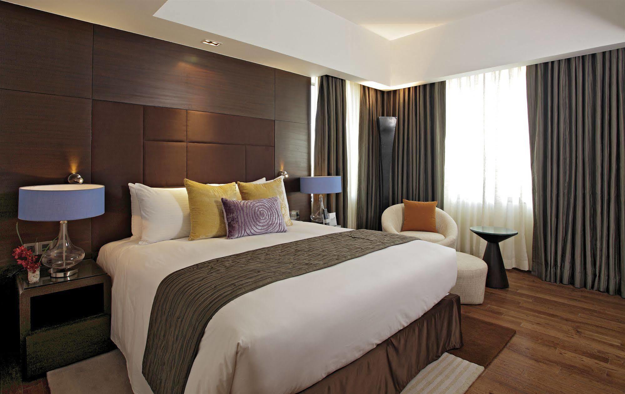 Hotel Radisson Gurugram Udyog Vihar 5*