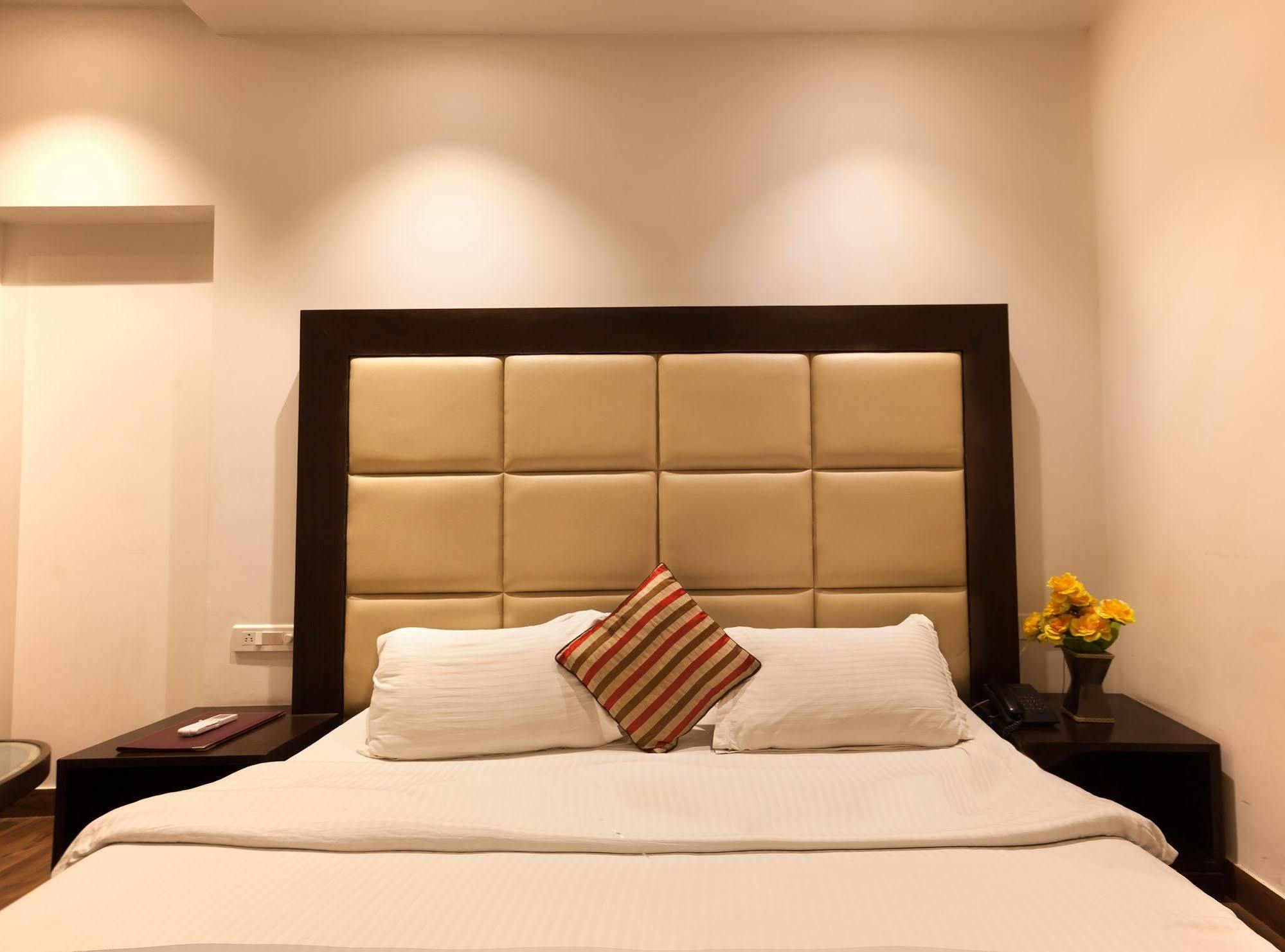 Oyo Cyber 3* Gurgaon