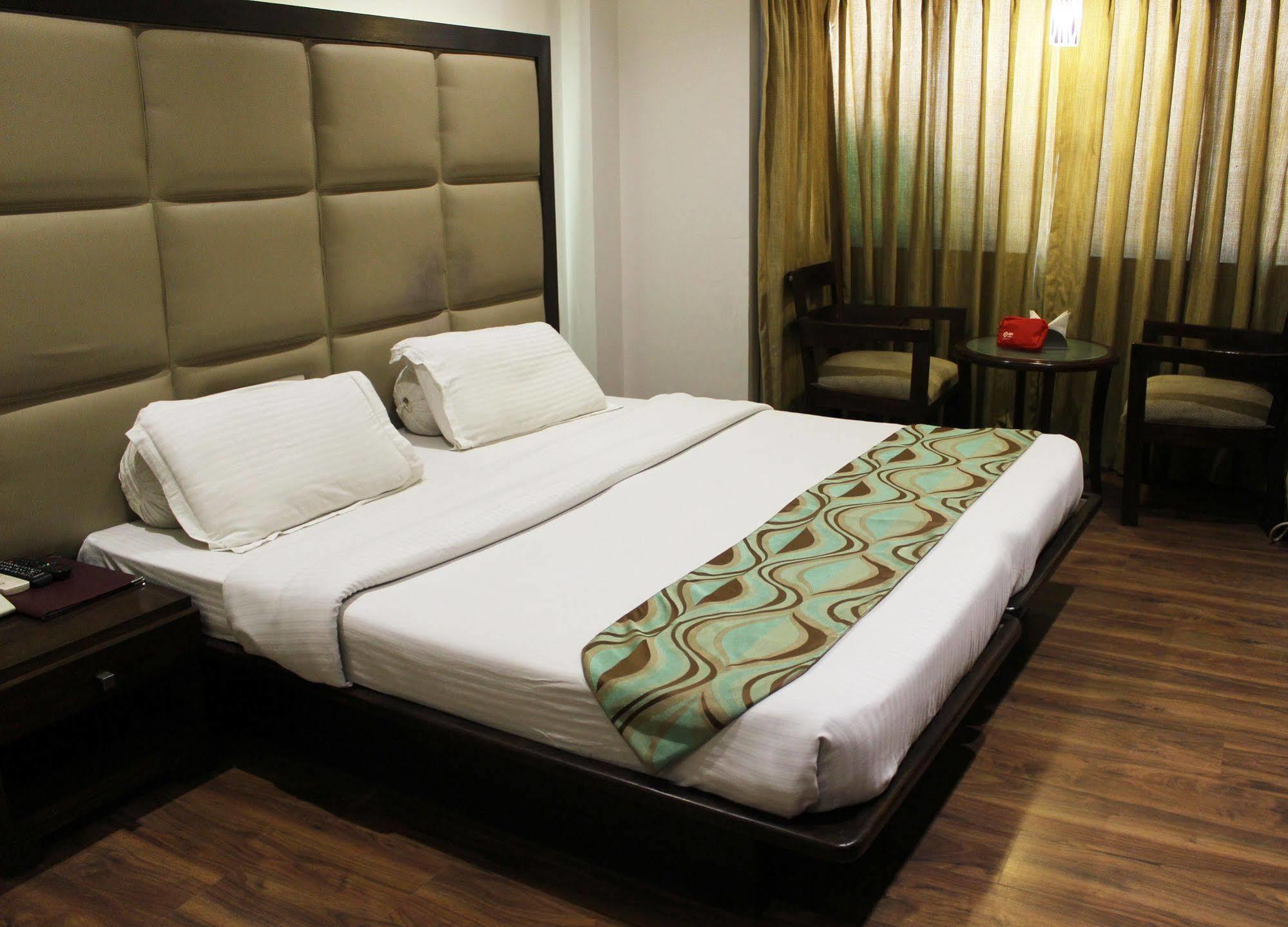 Oyo Cyber Guest house 3*