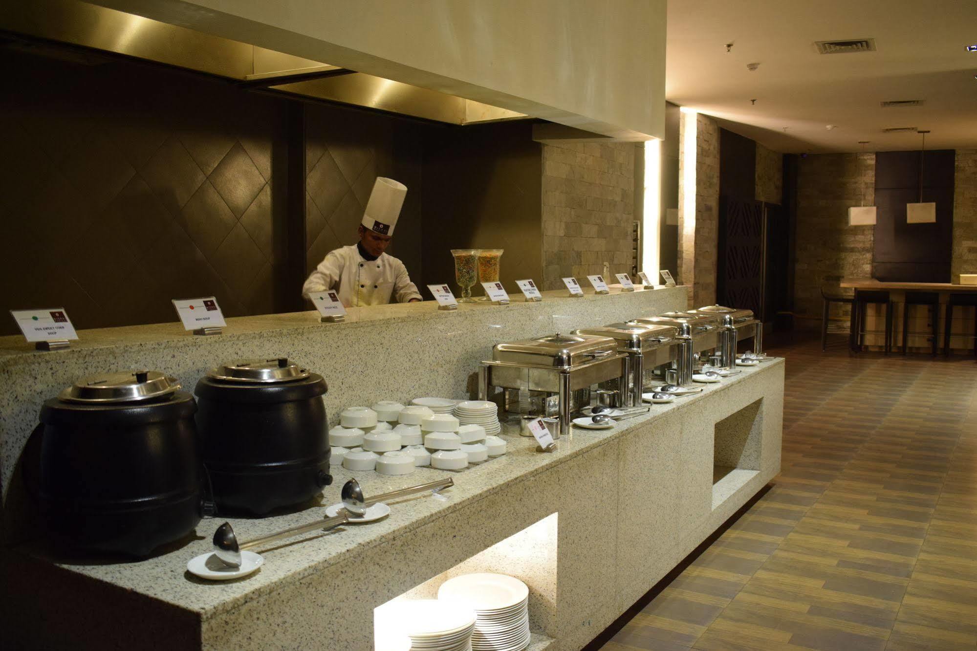 Hotel Misaki Manesar 4*