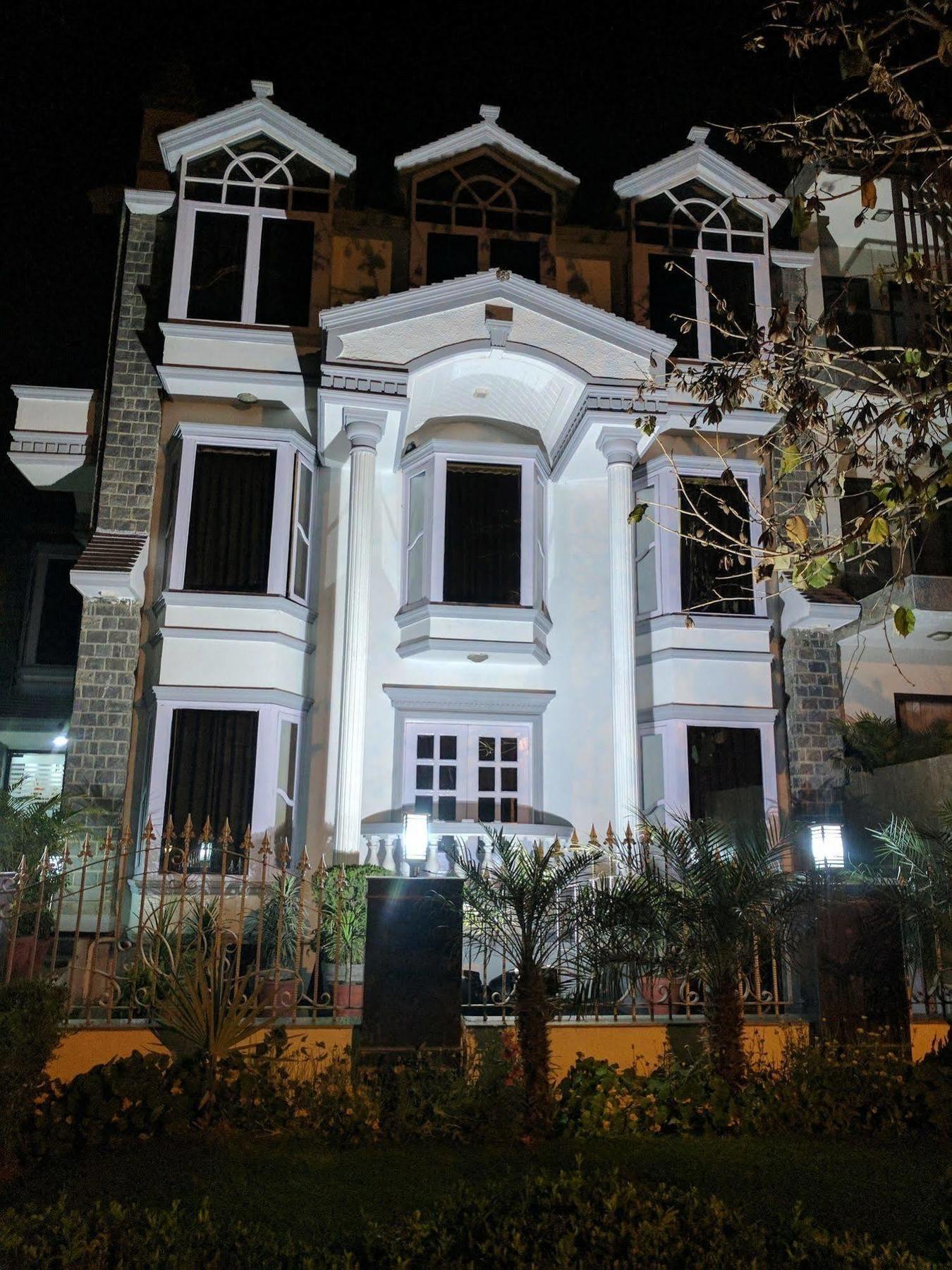 Windsor Castle Cyber Gurgaon