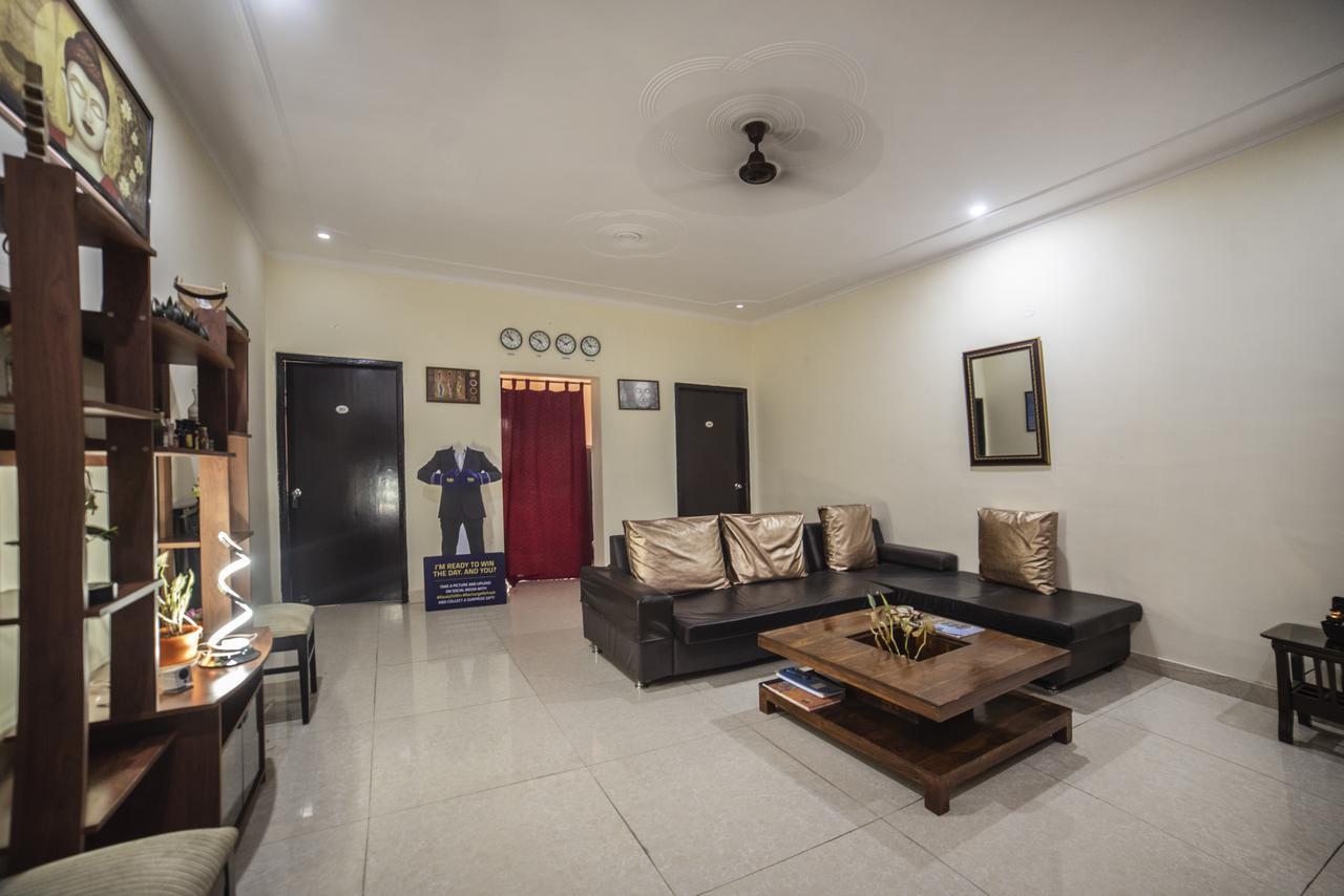 Fabhotel Maple House Phase V Gurgaon