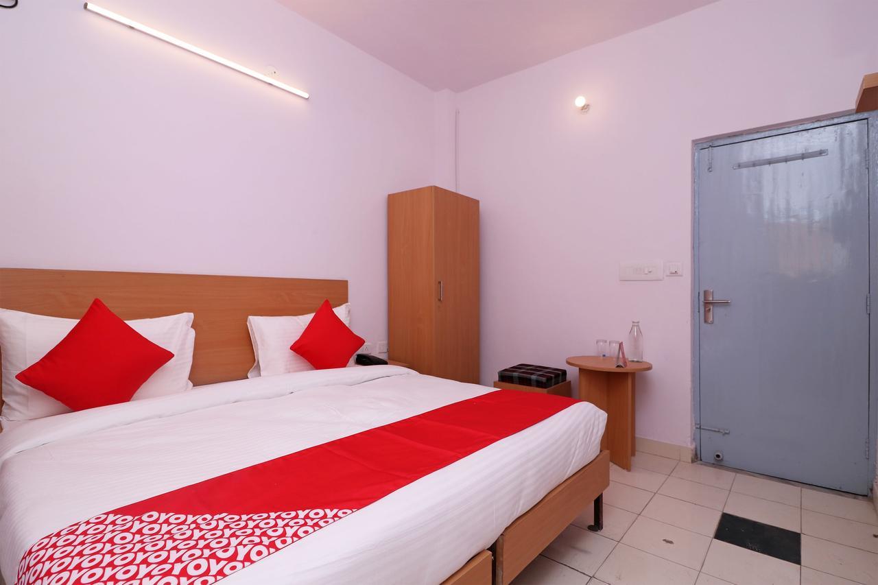 Oyo Flagship 14530 Sector 14 Harsh Hotel Gurgaon