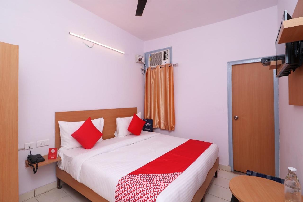 Oyo Flagship 14530 Sector 14 Harsh Hotel 3*