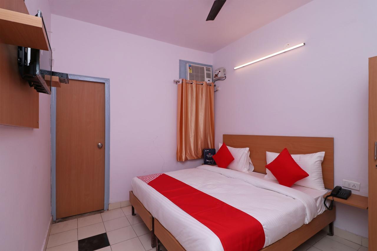 Oyo Flagship 14530 Sector 14 Harsh 3* Gurgaon