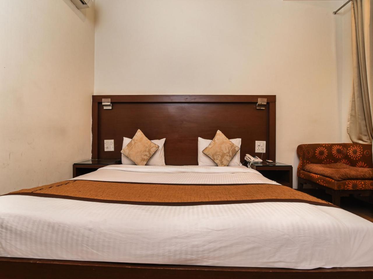 Haris Mg Road Gurugram 3* Gurgaon