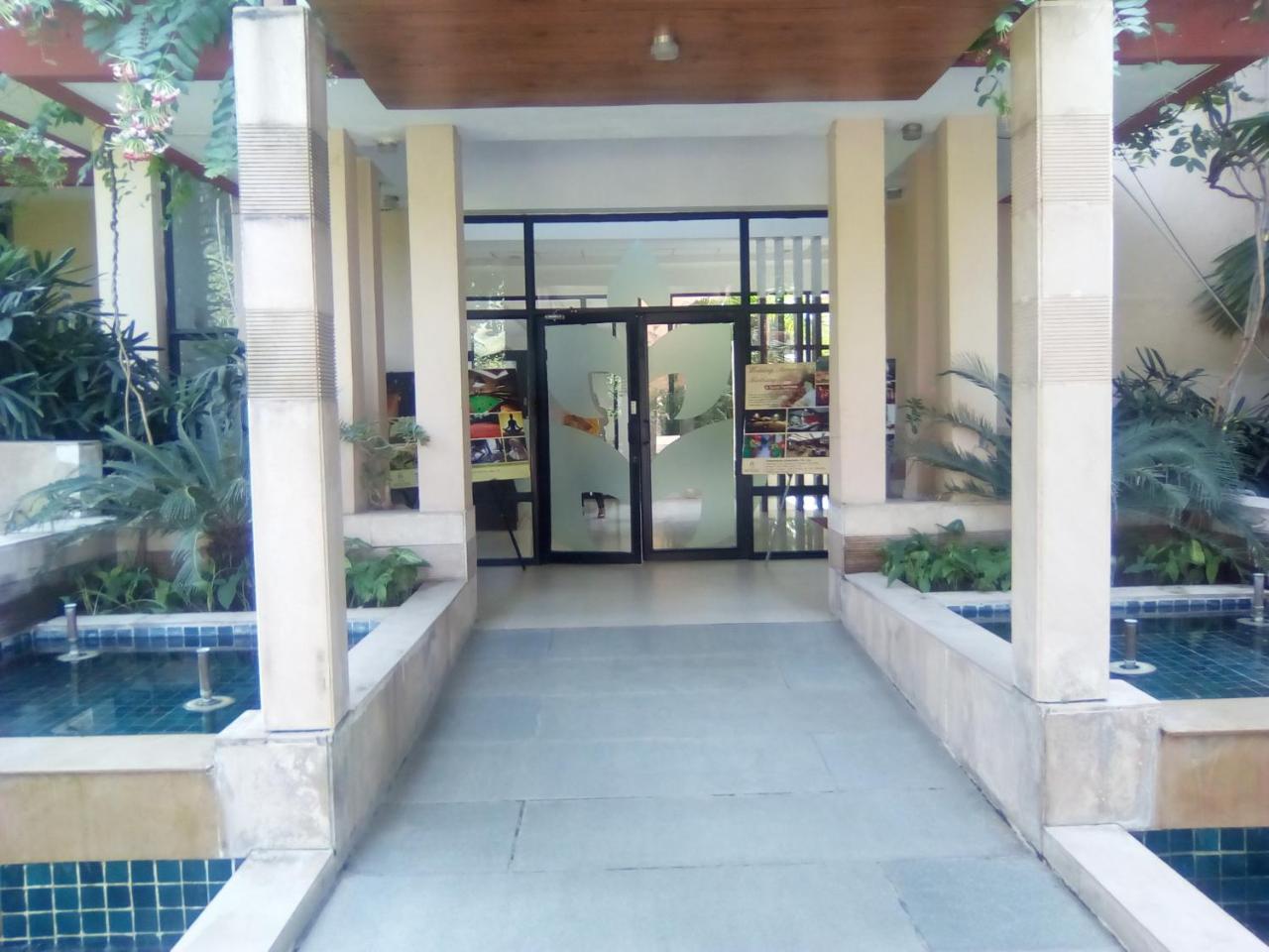 Hotel The Woods Gurgaon