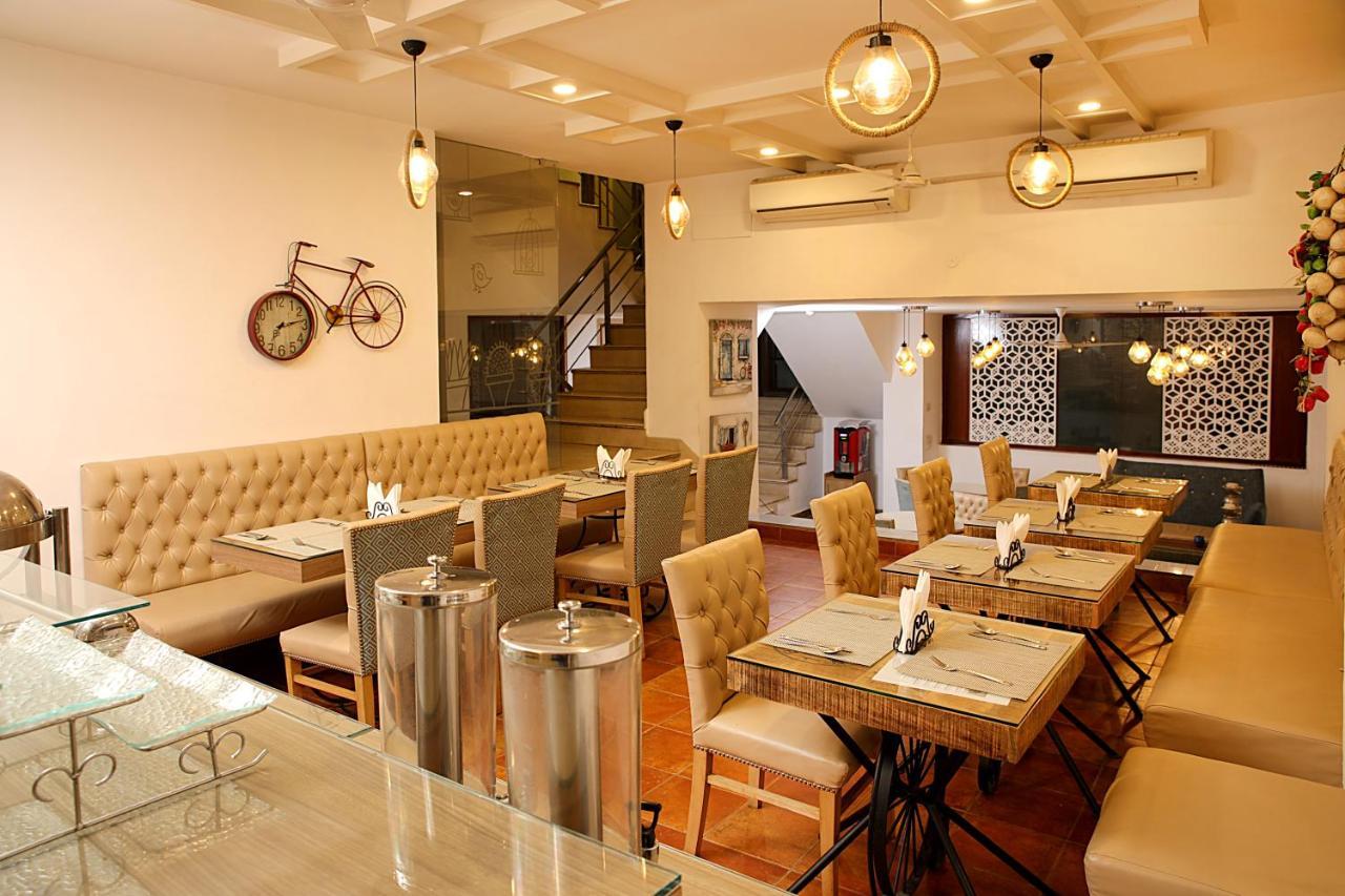 Hotel Ahuja Residency Dlf Phase 2 Gurgaon