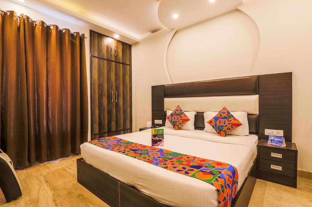 Fabhotel Daffodil Huda Center Hotel