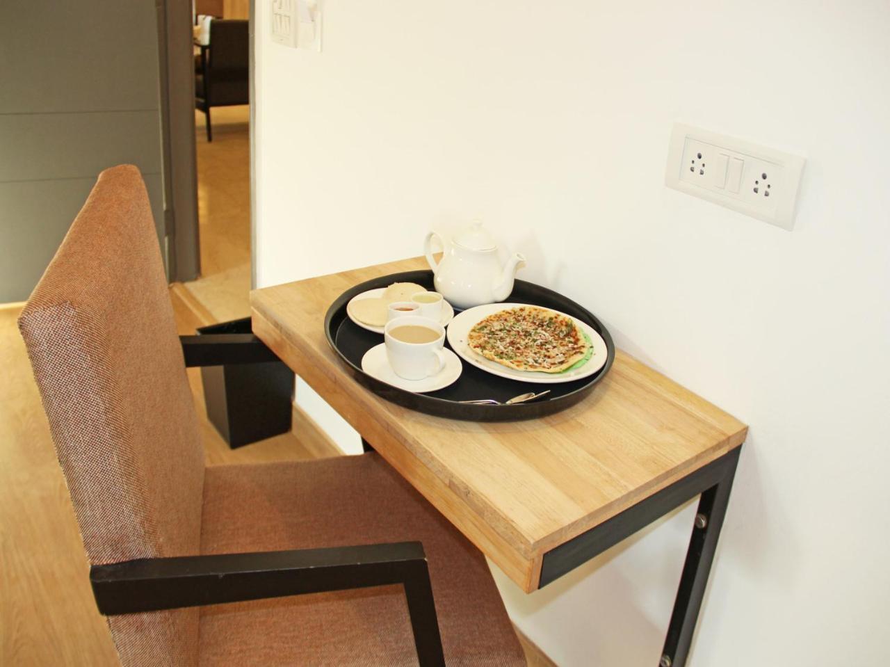 Oyo 6589 Shubhdeep Aashiyana Hotel 3*