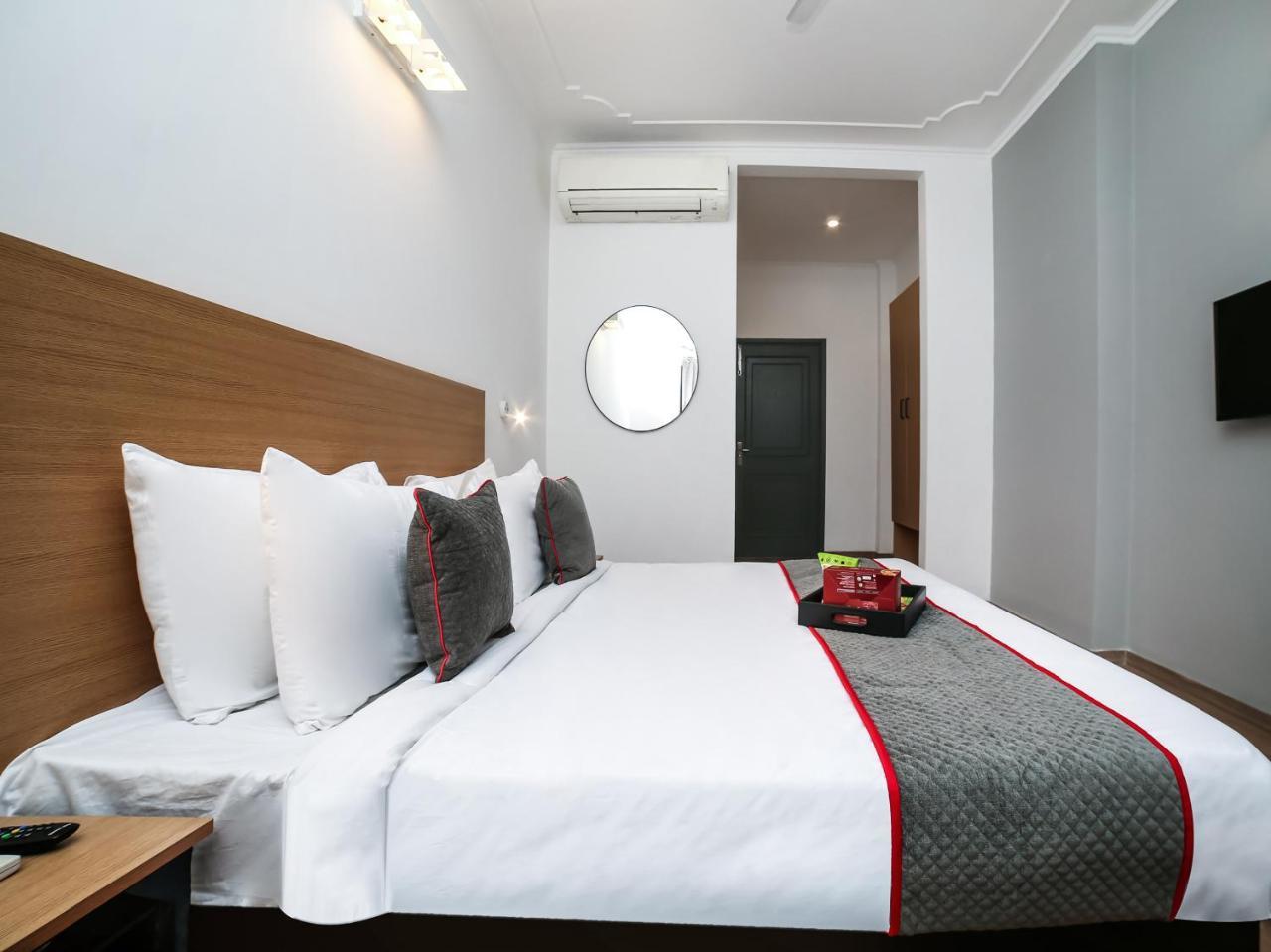 Oyo Townhouse 62 Cyber Hotel Gurgaon
