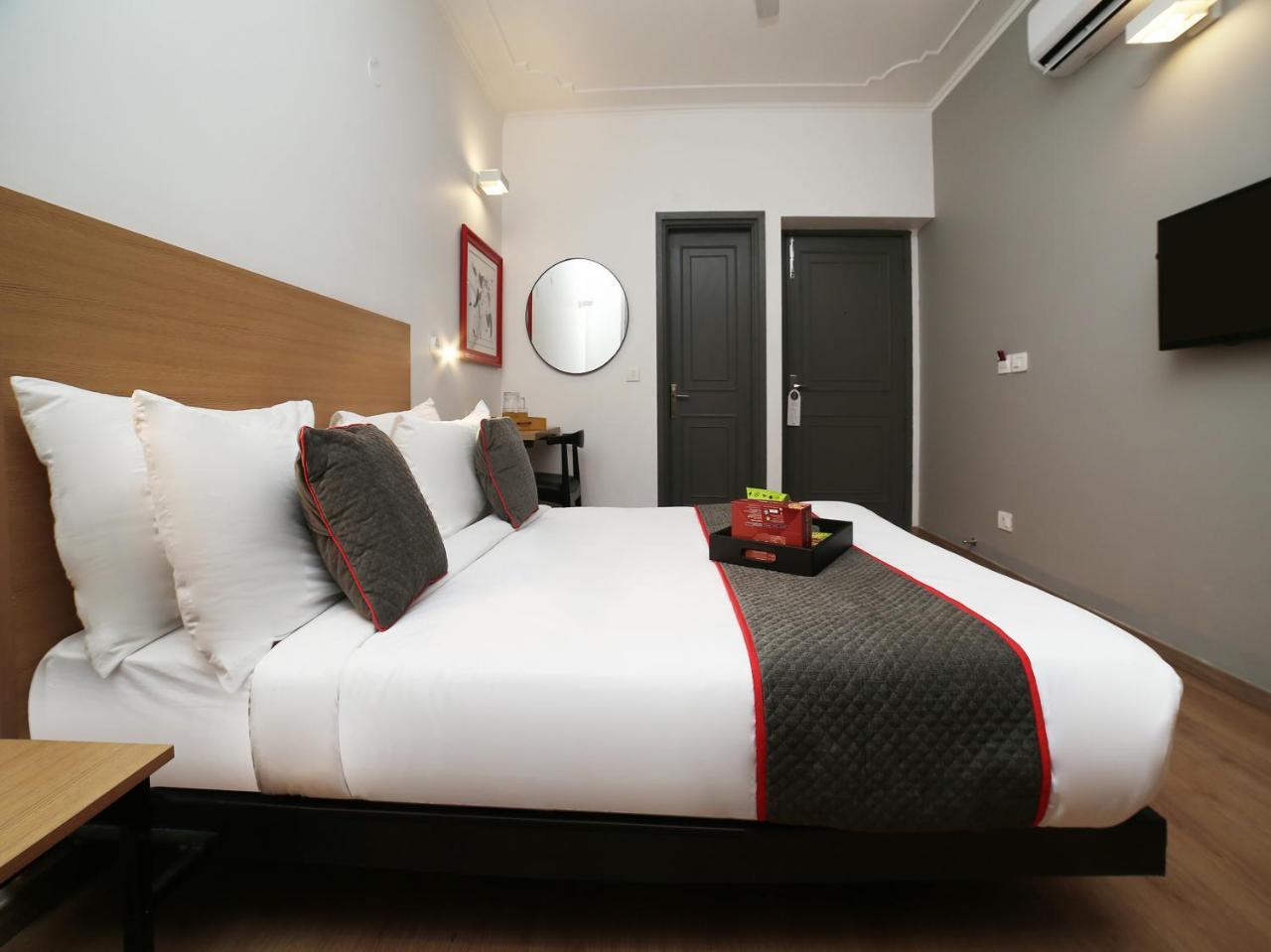 Oyo Townhouse 62 Cyber Hotel Gurgaon