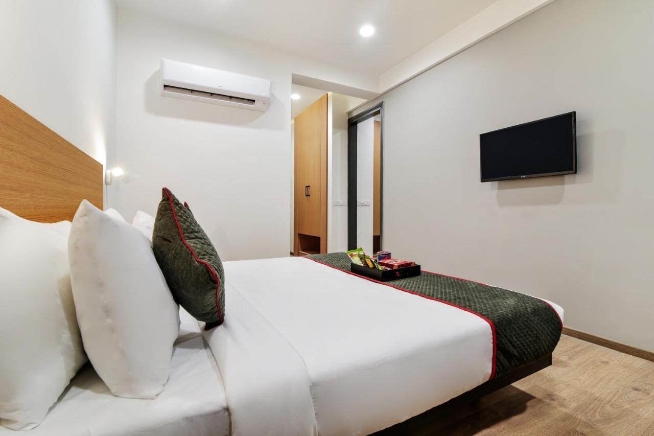 Oyo Townhouse 079 Hotel