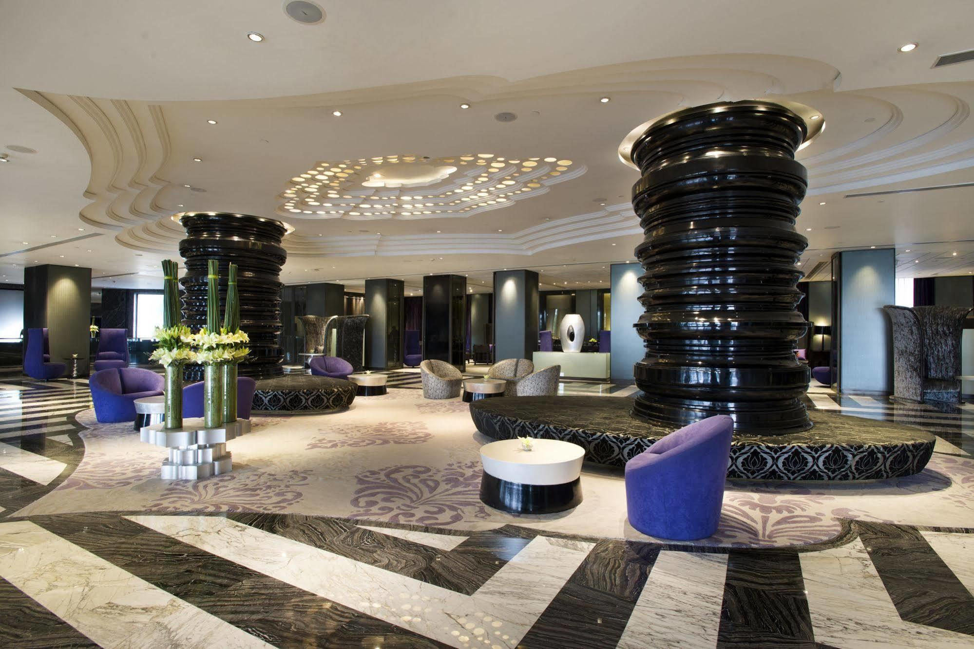Hyatt Regency Hotel 5*