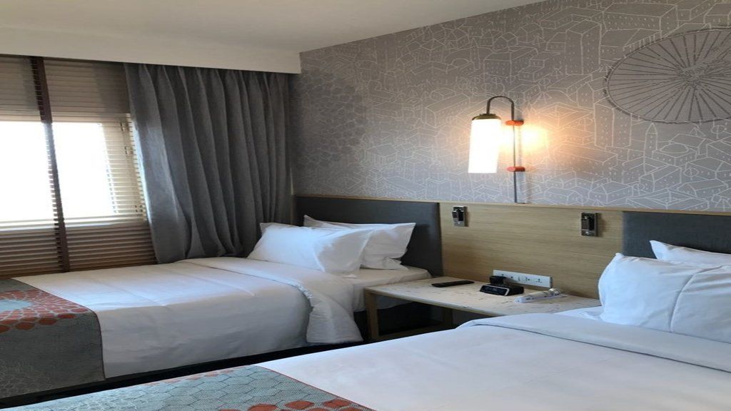 Hotel Express Gurugram Sector 50 By Ihg Gurgaon