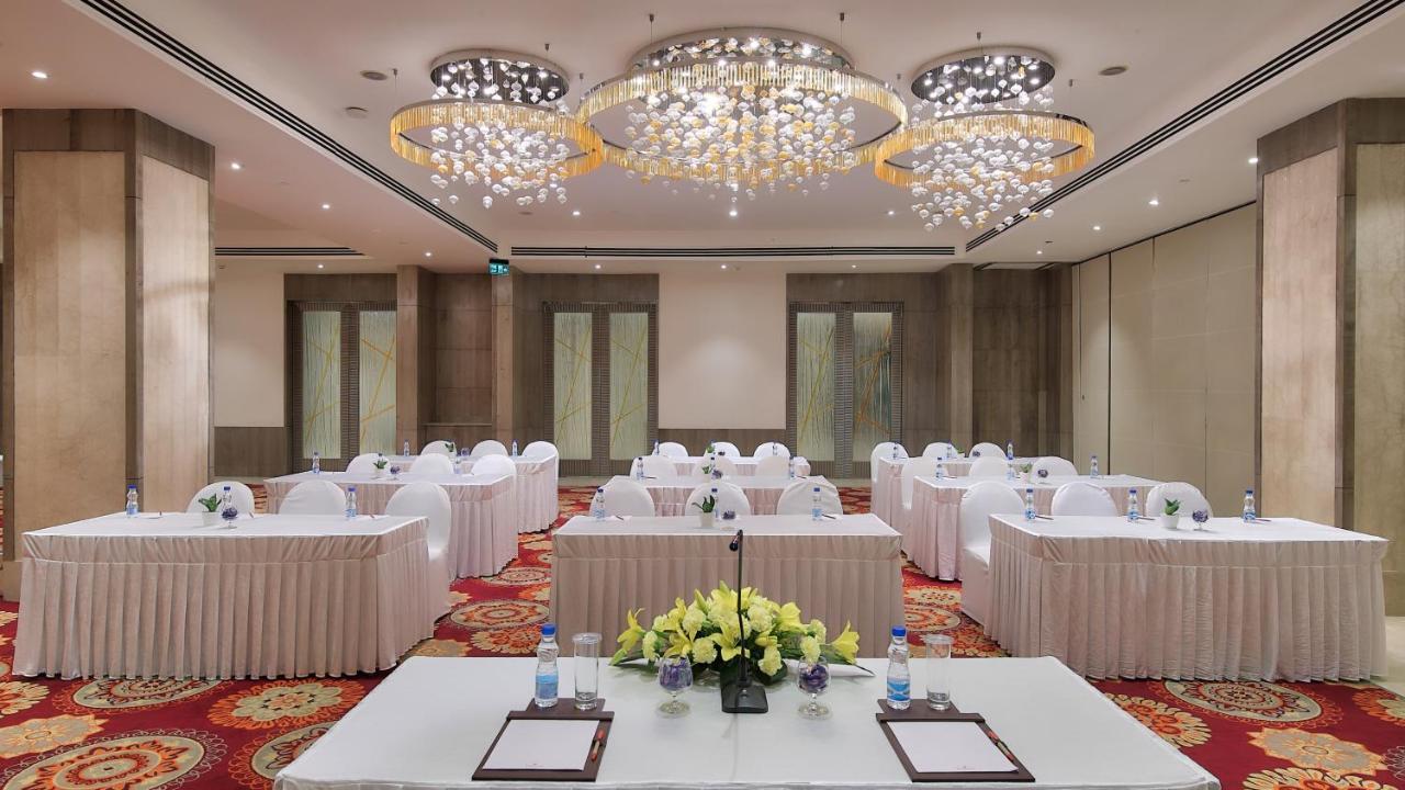 Ramada 4*