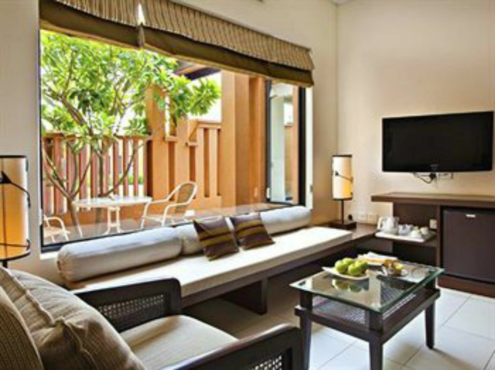 Lemon Tree Hotel, Tarudhan Valley, Manesar 4* Gurgaon
