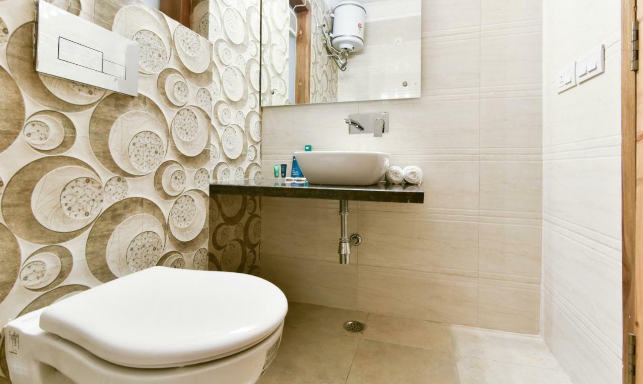 Hotel Treebo Trend Essence Near Huda Center