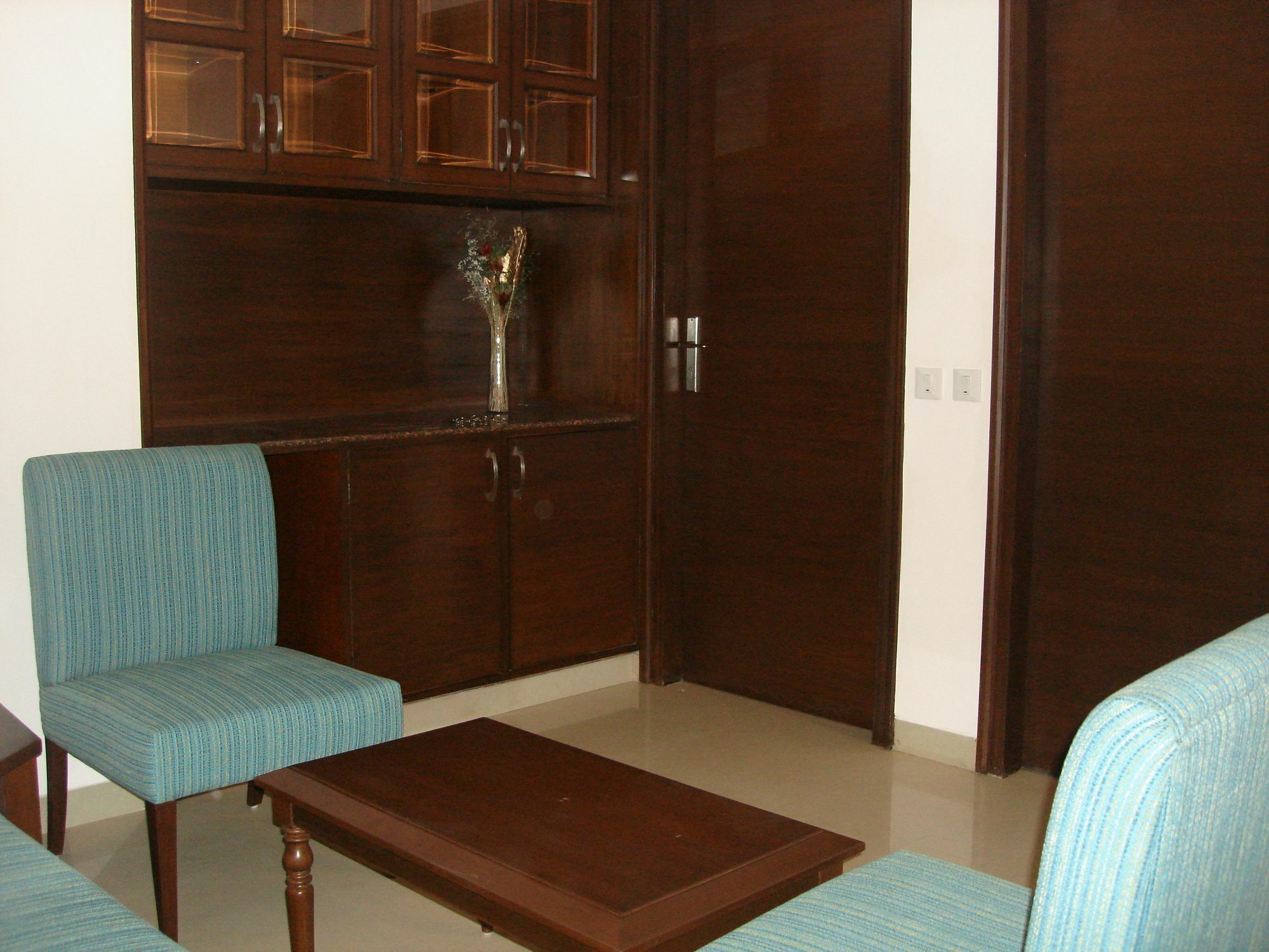 Mint Ambience Hotel 3*