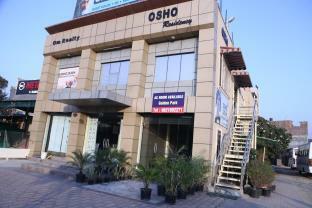 Oyo 8240 Maan Residency 3*