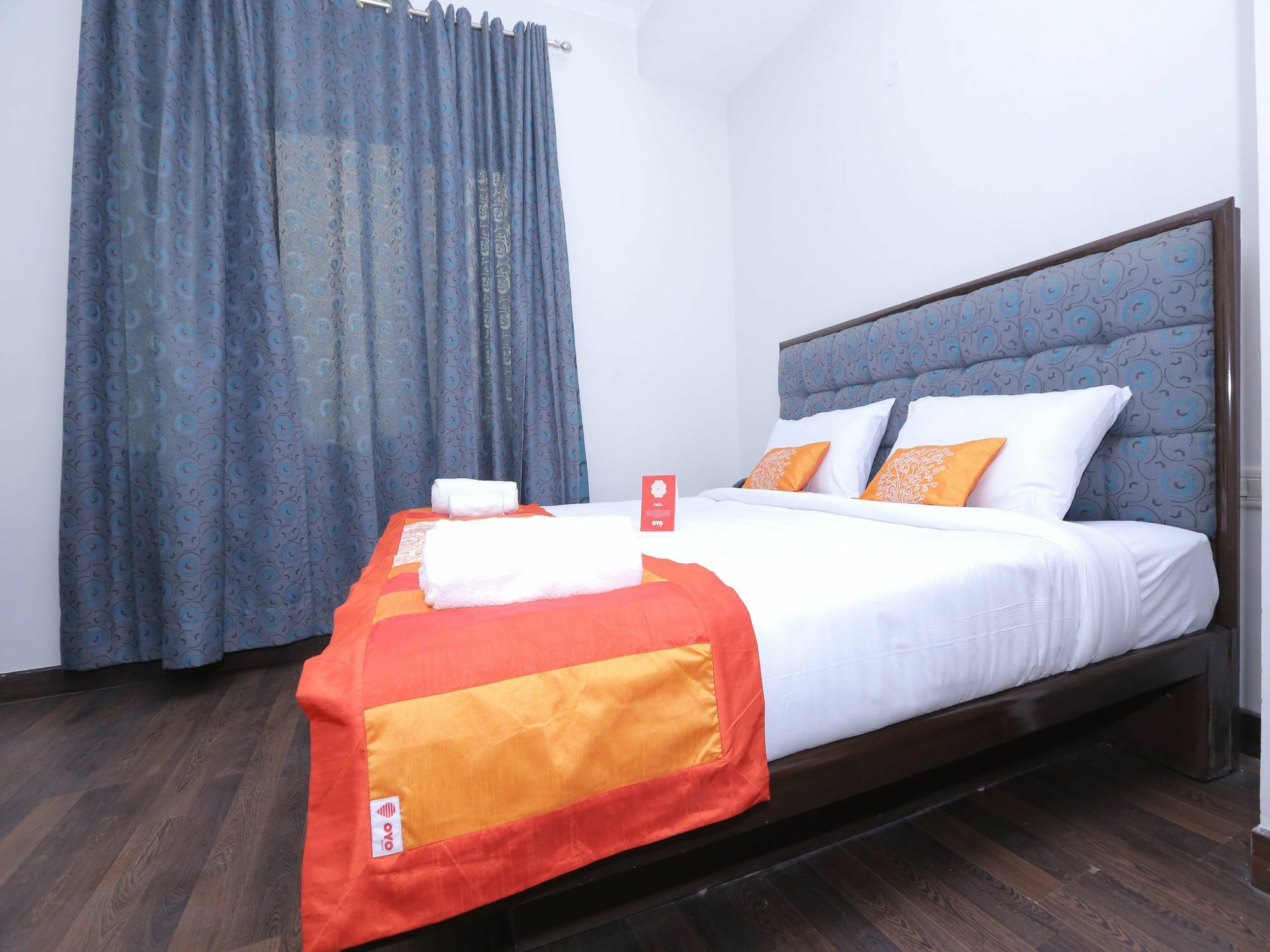 Oyo 4131 Glen Thirty Gurgaon