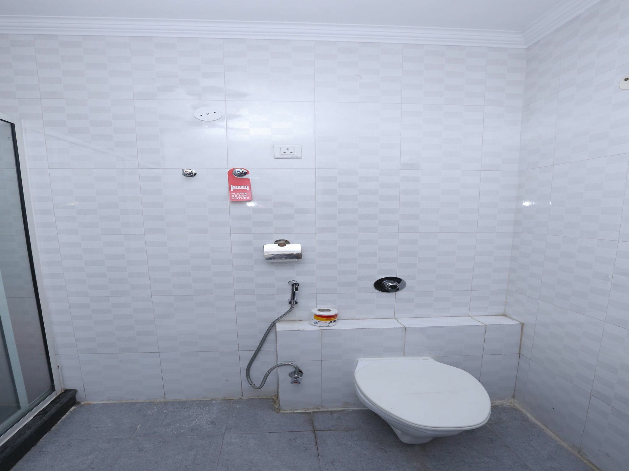 Hotel Oyo 4131 Glen Thirty Gurgaon