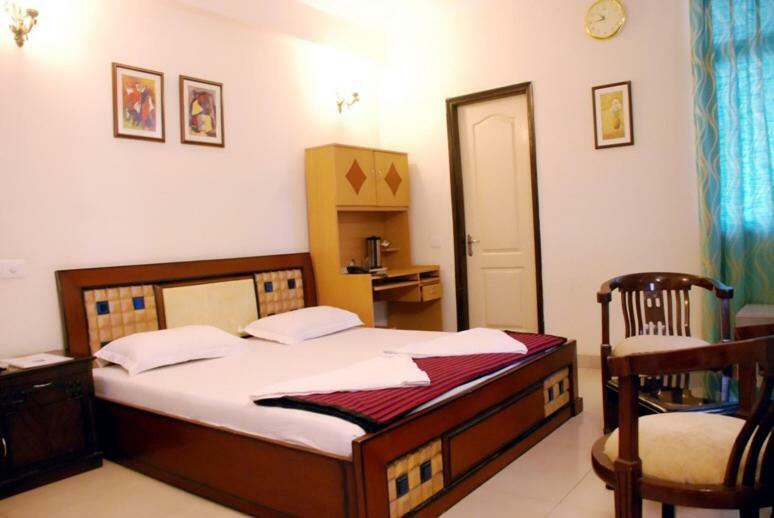 Hotel Angel 2*