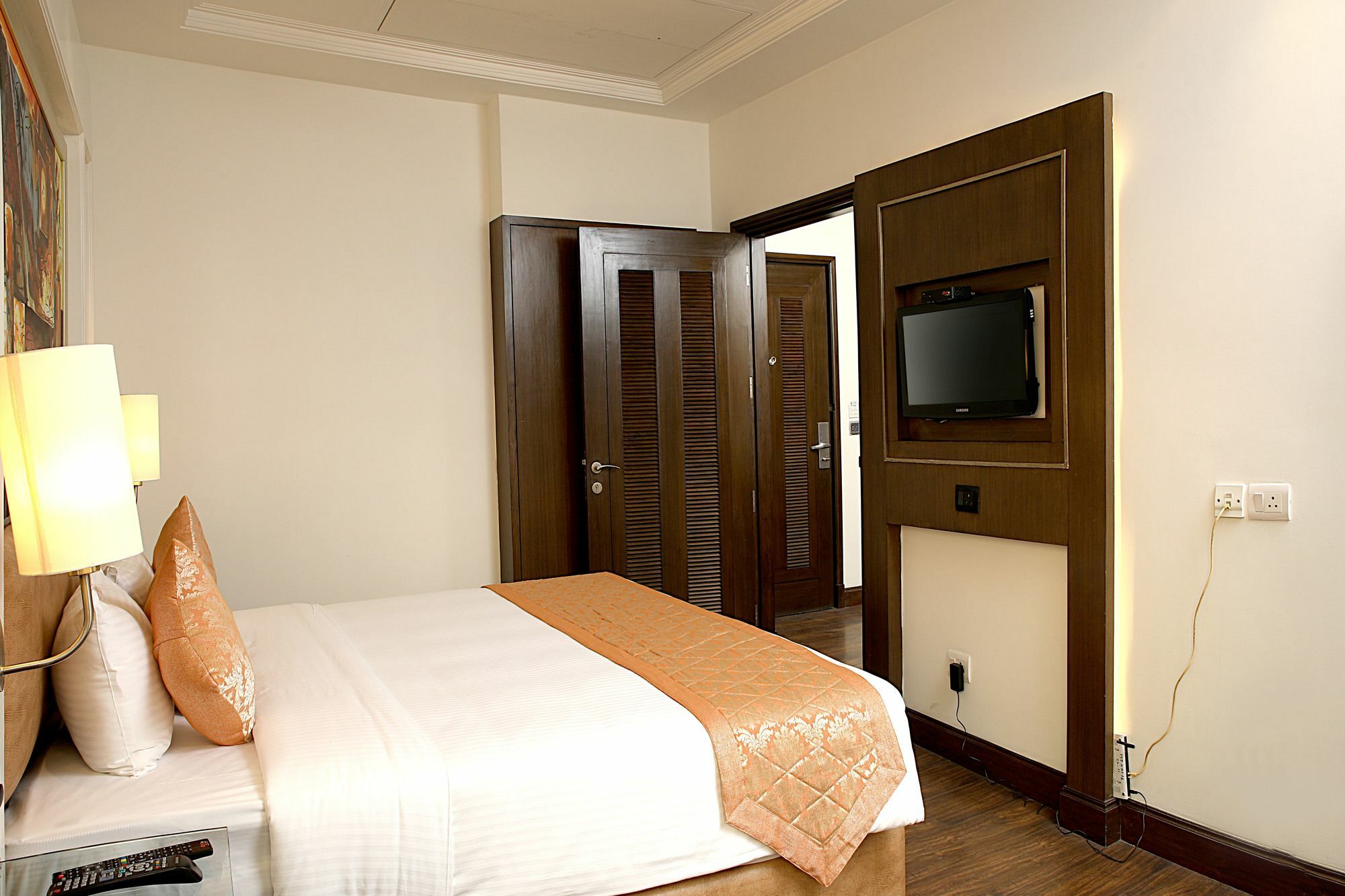 Hotel Inde Signature Tower